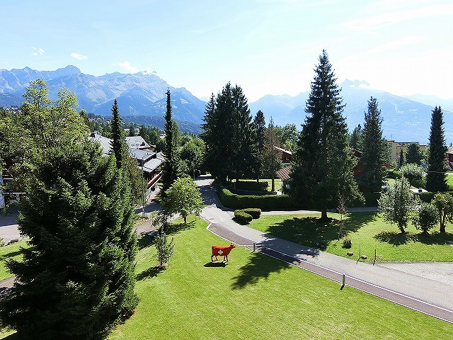 ラ・ガレン校から見る夏のスイスの風景