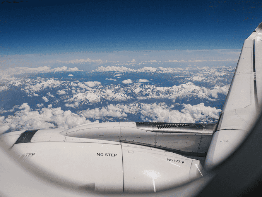 頻繁に渡航を経験されているお子様が広く利用されているのが、航空会社が提供するUM（お子様の一人旅）サービスです。
