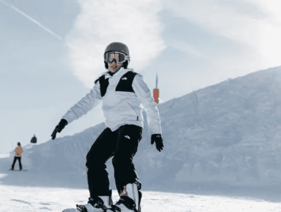 スイスの雪山を思う存分楽しめるレ・ゼルフ・インターナショナル校のウィンターキャンプ