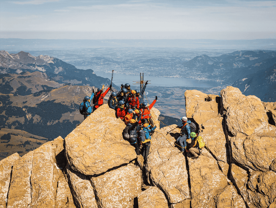 弊社スイス留学.comは、スイスのボーディングスクール留学に特化し、長年にわたりエイグロン校とも信頼関係を築いてきました