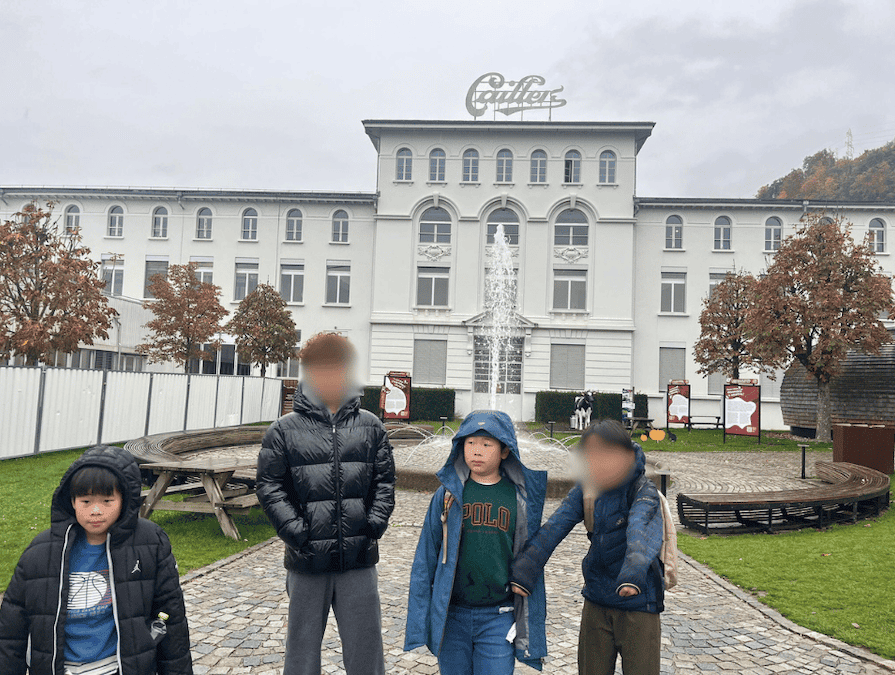 20251113_lovell_camps_autumn 他校に通う同年代の子どもたちと出会い、学校の枠を超えて交流できるロベル校の秋キャンプ