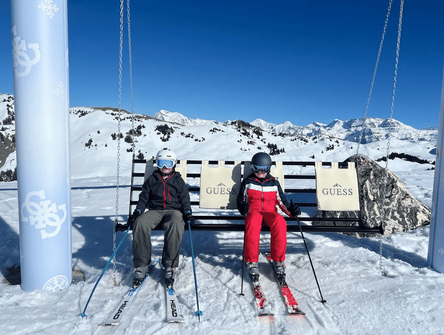 20251113_lovell_camps_ski ロベル校では、冬季にもウィンターキャンプを開催しており、スキーやスノーボードを中心に、室内外の多彩なプログラムが用意されています。