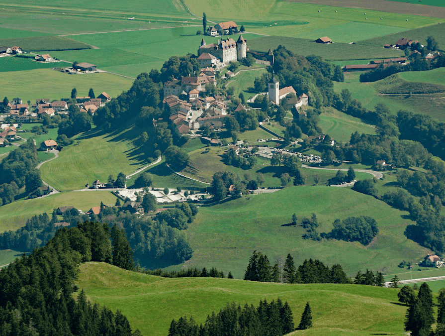 20251204_world_cheese_awards_gruyere グリュイエールチーズで有名なグリュイエール( Gruyère)