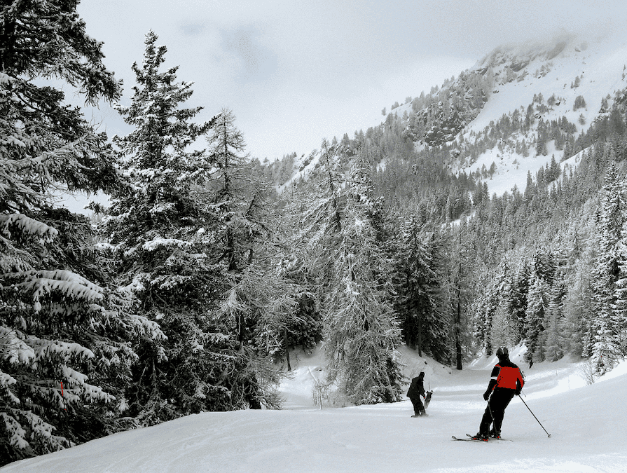 ウィンタースポーツが盛んなスイスでウィンターキャンプに参加