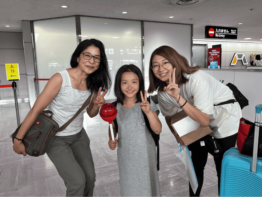 小学校2年生(7歳)でスイスのサマースクール、弊社主催の渡航同行付き特別プランに参加したお子様とお母様