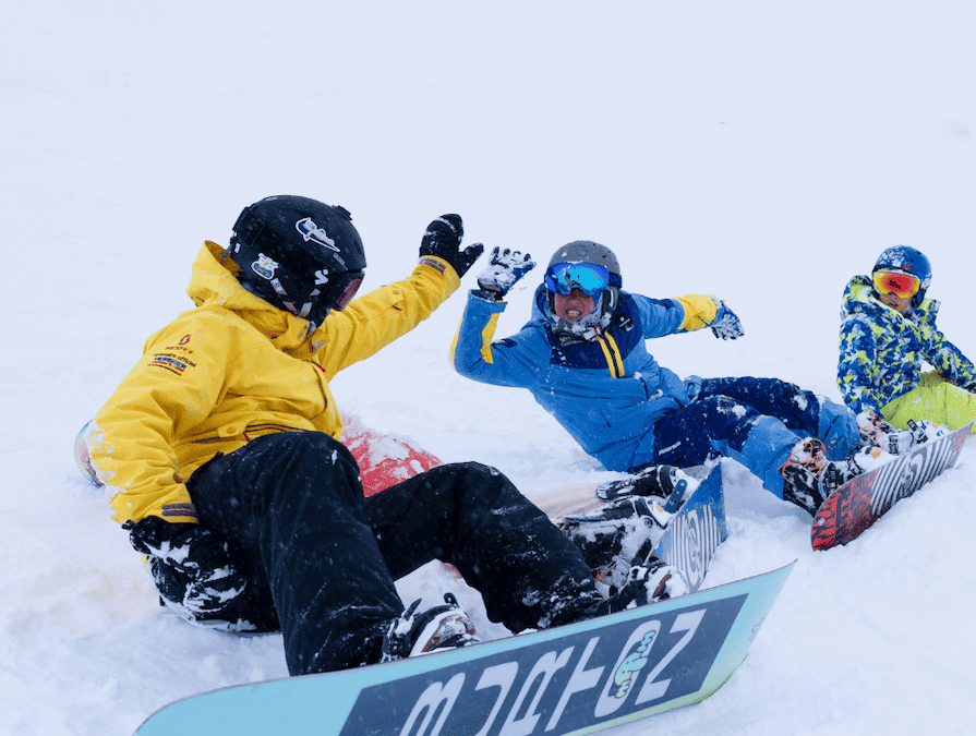 スイスでも人気の スキーリゾート、ヴェルビエで開催されるレ・ゼルフ校のウィンターキャンプでは、スキーやスノーボードを存分に楽しむことができます。