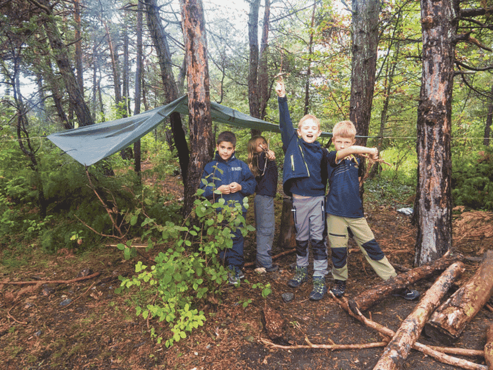 創立10周年を迎えたル・リージェント・インターナショナル・スクール校の課外授業の様子